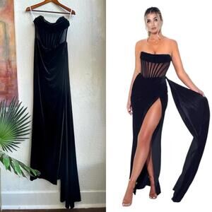 Miss Circle Velvet Corset Gown